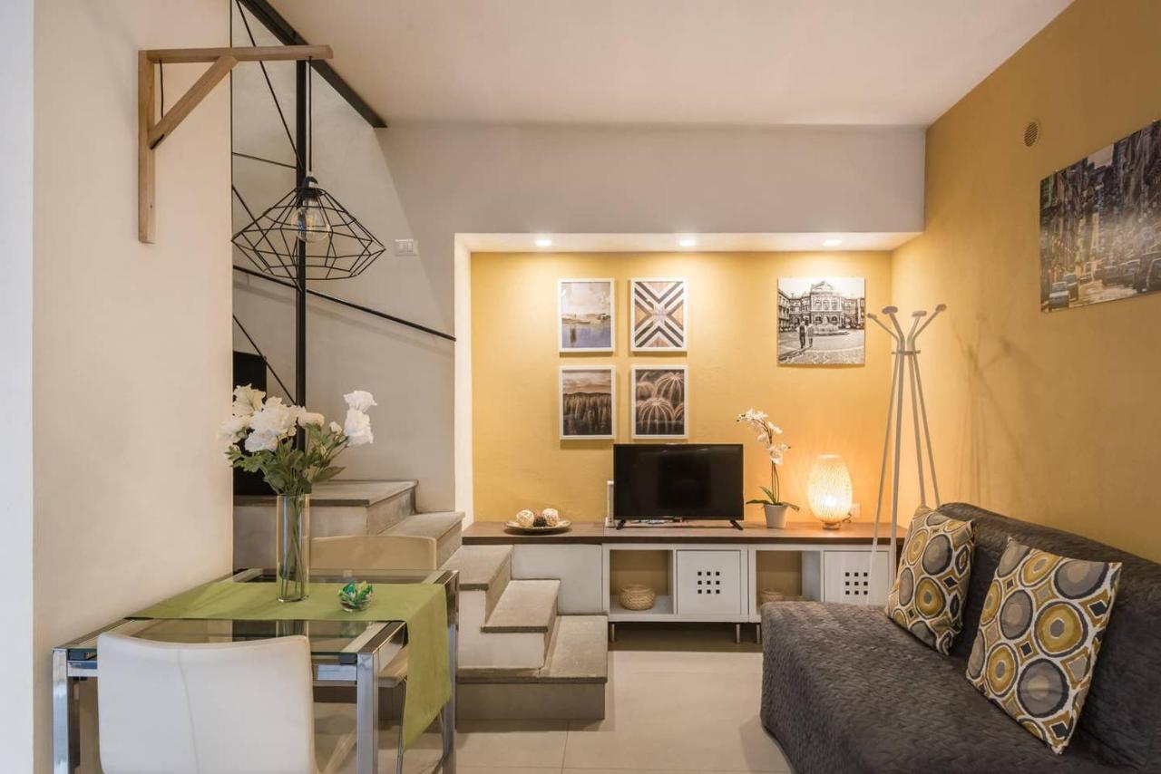 Le Pennellate Short Lets Apartment คาตาเนีย ภายนอก รูปภาพ
