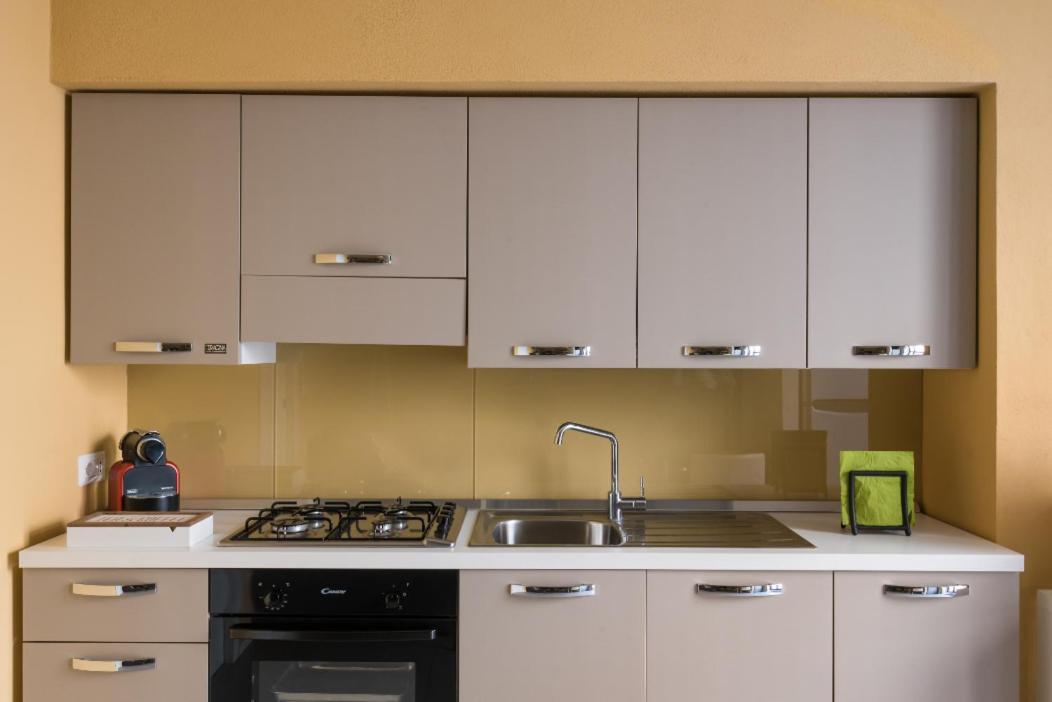 Le Pennellate Short Lets Apartment คาตาเนีย ภายนอก รูปภาพ